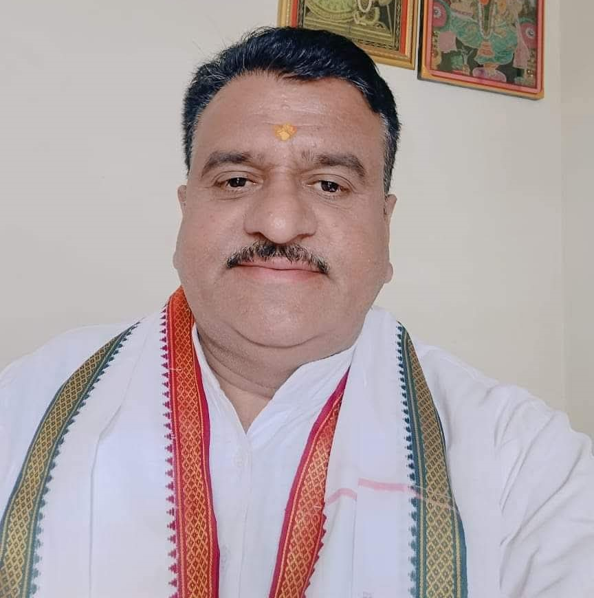 प्रकाश धनगर ( चेयरमैन )